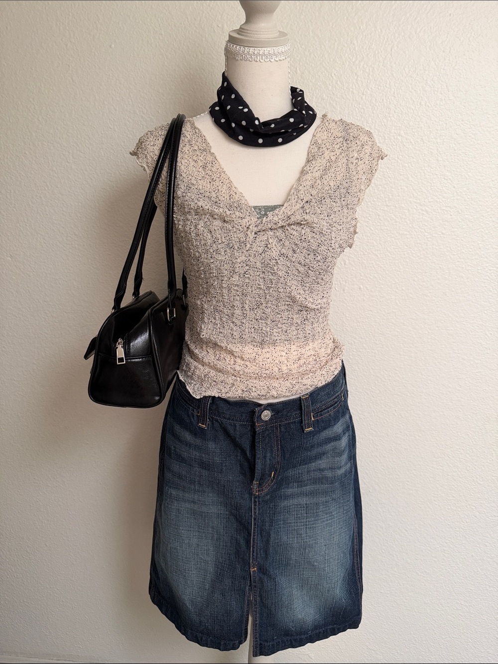 Lightweight Cream Textured Cap-Sleeve Women's Top